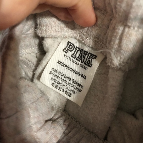 VS Pink set - Picture 3 of 3